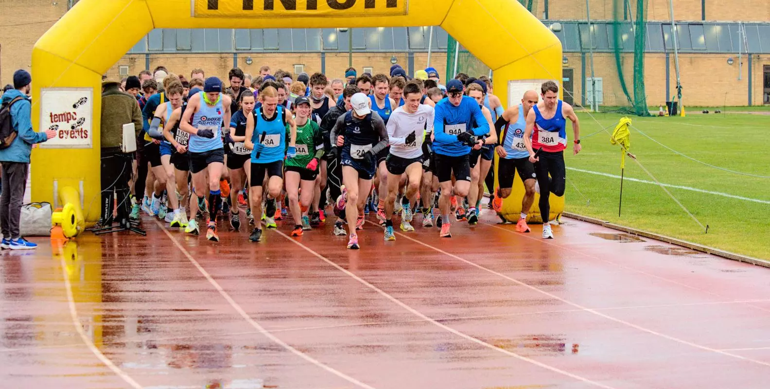 Teddy Hall Relays start line 2023